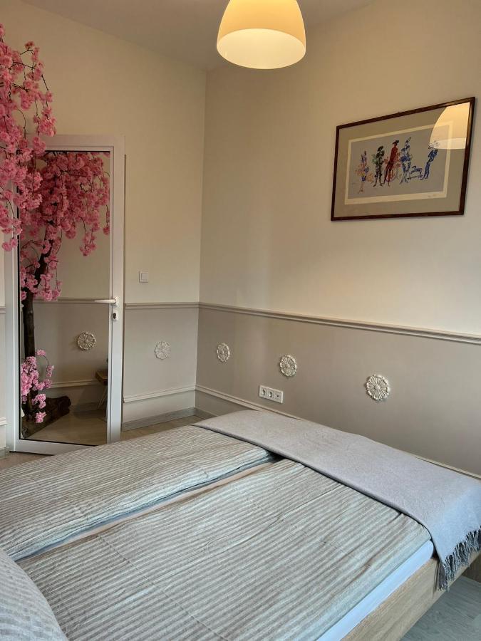 Vitosha 60 Apartment Sofia Ngoại thất bức ảnh